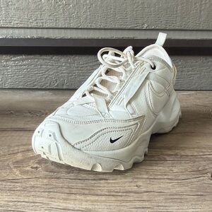 Nike Women's TC 7900 Shoes - Summit White (DD9682-100) Women Size 10
